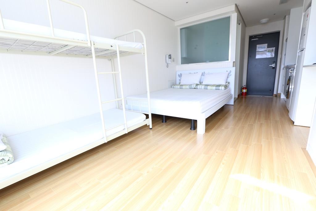 Phil House Hostel Guri Room photo