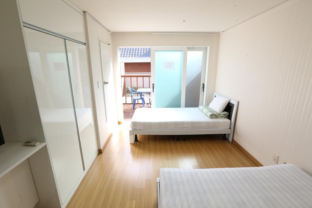 Phil House Hostel Guri Room photo
