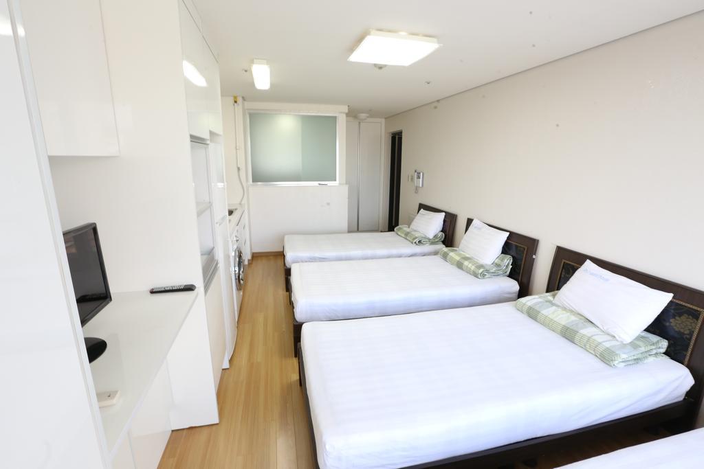 Phil House Hostel Guri Room photo
